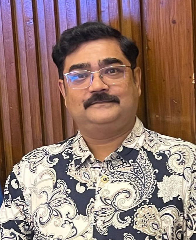 DR . SAYANTAN CHAKRABORTY